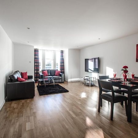 אברדין Orange Apartments Polmuir Gardens Only 7 Minutes To City Centre מראה חיצוני תמונה