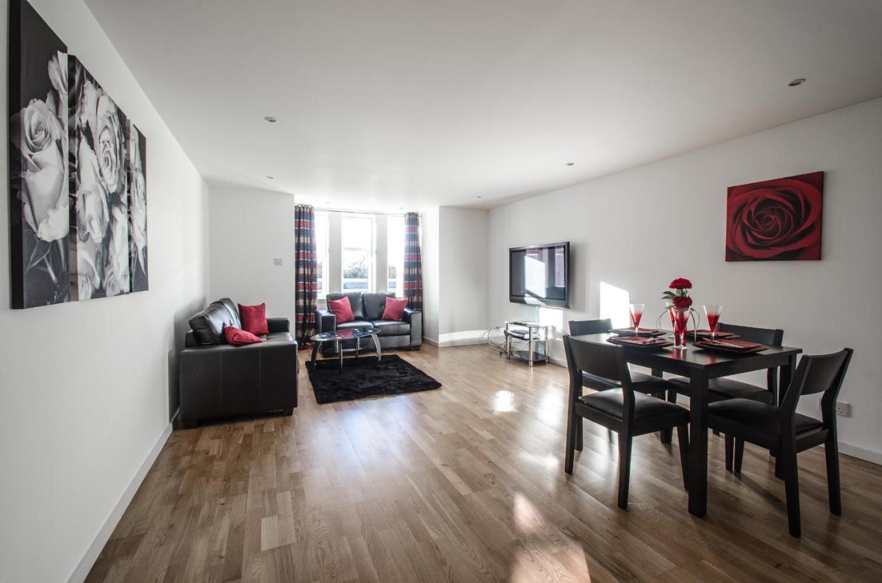 אברדין Orange Apartments Polmuir Gardens Only 7 Minutes To City Centre מראה חיצוני תמונה